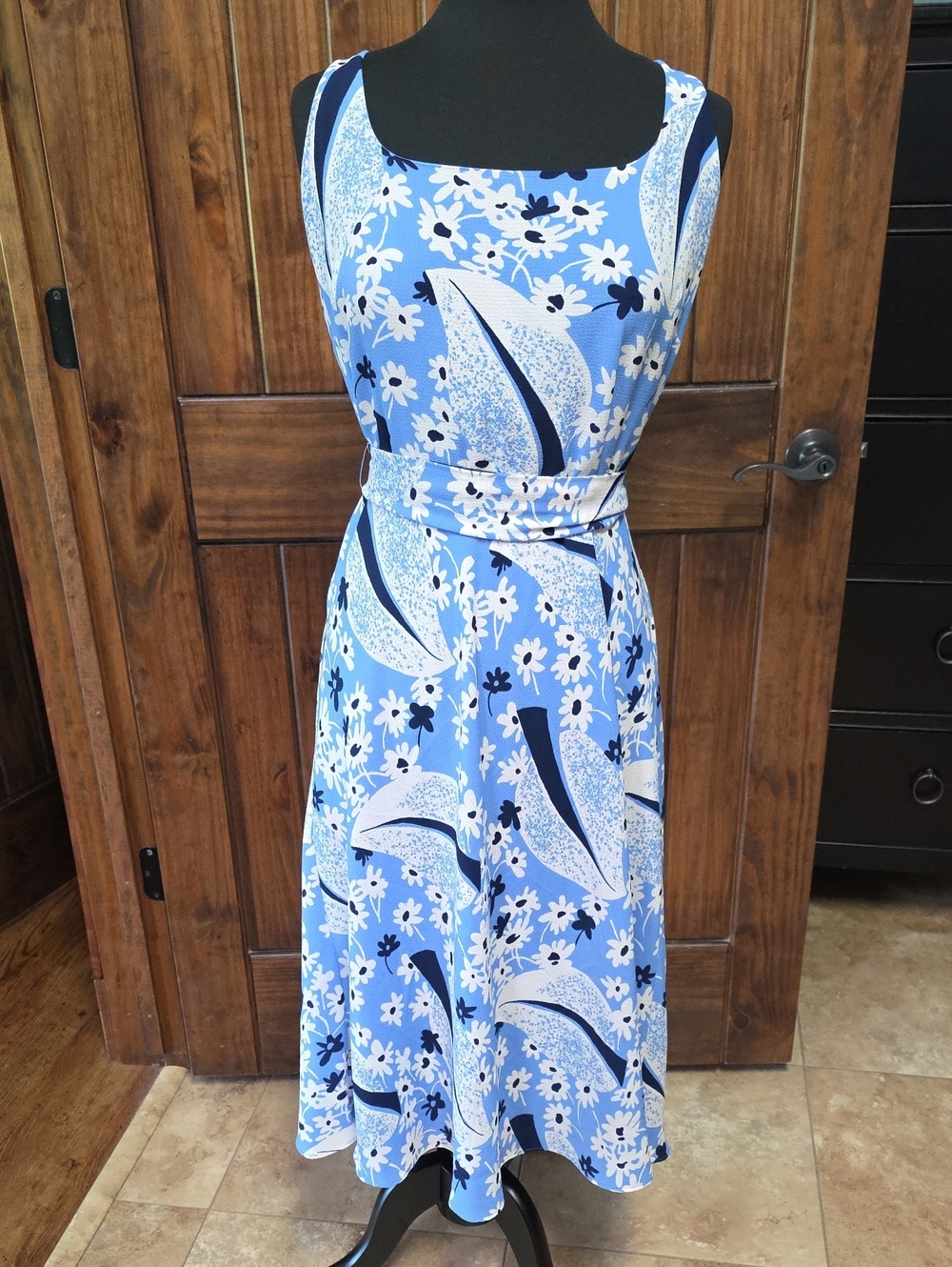 Ralph Lauren Light Blue Floral Midi Dress with Navy Accents - Size 14